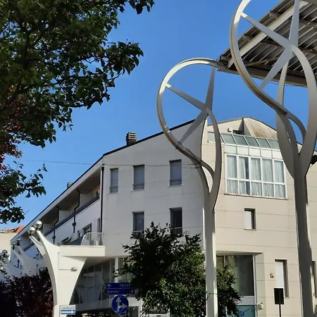 Apartment Centromare Cattolica